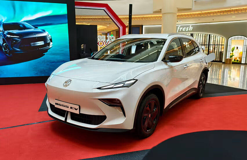 MG S5 EV variants comparison: Which one to buy?