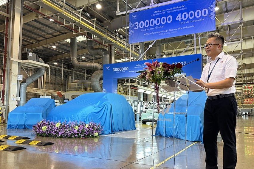 Selebrasi produksi EV Wuling