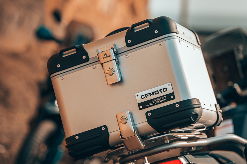 CFMoto 800MT-X luggage box