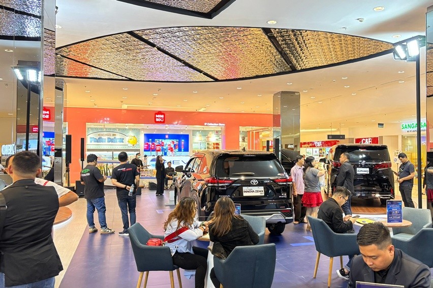 Toyota Space Sun Plaza Medan