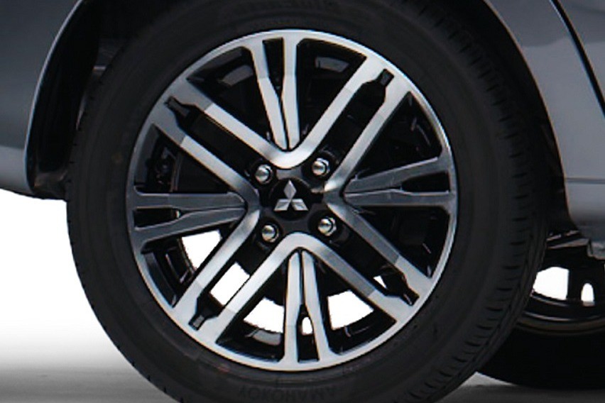 Mitsubishi Mirage G4