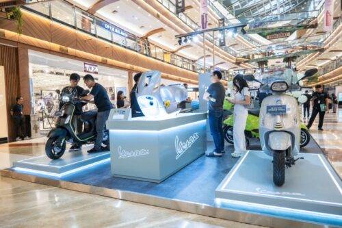 Punya Fitur Canggih, Vespa Sprint Tech Dijual Dengan Banderol Rp64 jutaan Punya Fitur Canggih, Vespa Sprint Tech Dijual Dengan Banderol Rp64 jutaan