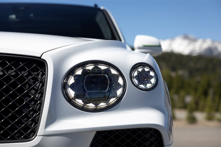 Bentley Bentayga Speed headlights