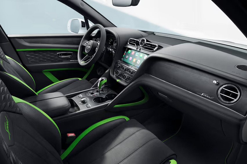 Bentley Bentayga Speed cabin