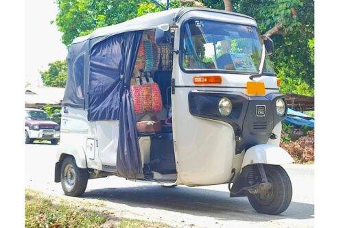 Bajaj RE helps empower hardworking Filipinos Bajaj RE helps empower hardworking Filipinos