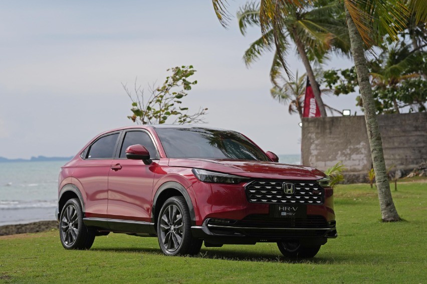 Desain depan Honda HR-V RS e:HEV