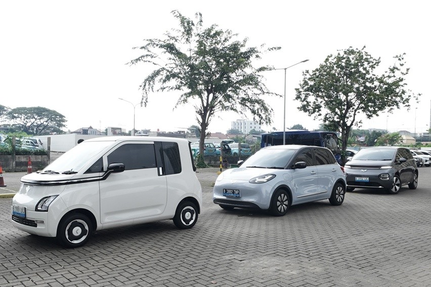 Test drive Wuling di pameran Mall Kota Kasablanka