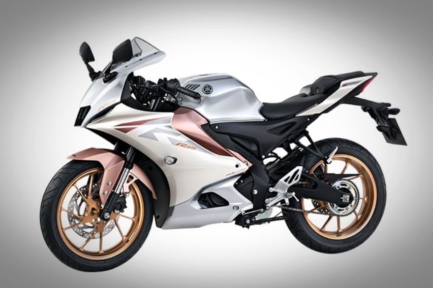 Yamaha Merilis R15 V4 Edisi Rose Gold 2025 Seharga Rp54 Jutaan Yamaha Merilis R15 V4 Edisi Rose Gold 2025 Seharga Rp54 Jutaan