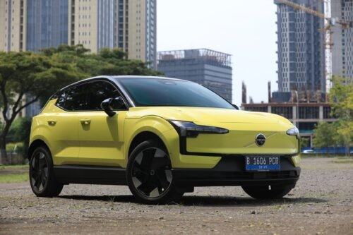 Volvo Reposisi Harga di GIIAS 2025, Turun hingga Rp350 Juta Volvo Reposisi Harga di GIIAS 2025, Turun hingga Rp350 Juta