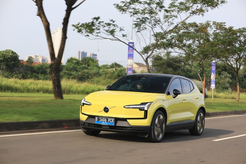 Test drive Volvo EX30