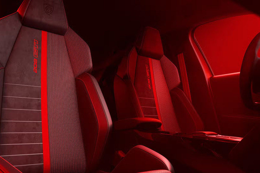Peugeot E-208 GTi  seats