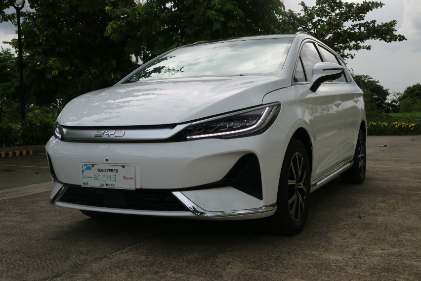 BYD eMAX 7 Superior Captain
