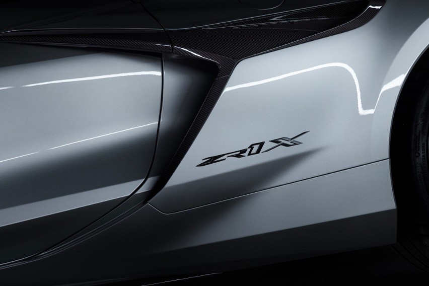 2026 Chevrolet Corvette ZR1X in Blade Silver Metallic2