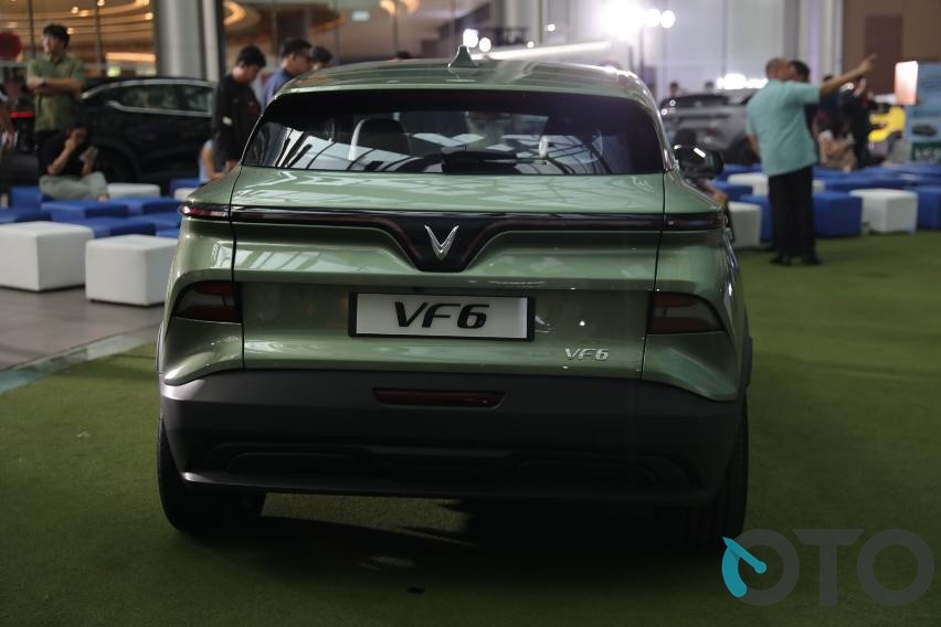 Vinfast VF 6 tampak belakang