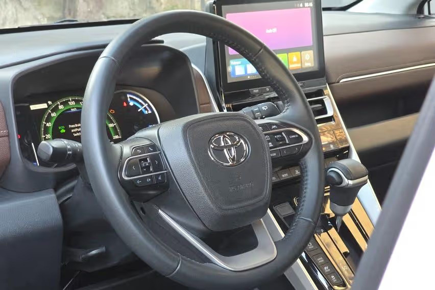 Toyota to launch 10 xEV models in Asia by 2028