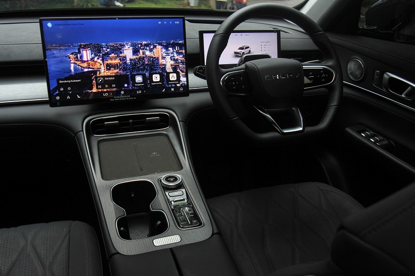 Review Chery Tiggo 8 CSH