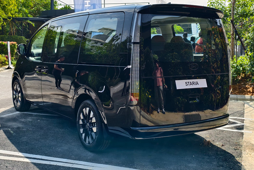 Hyundai Staria rear view
