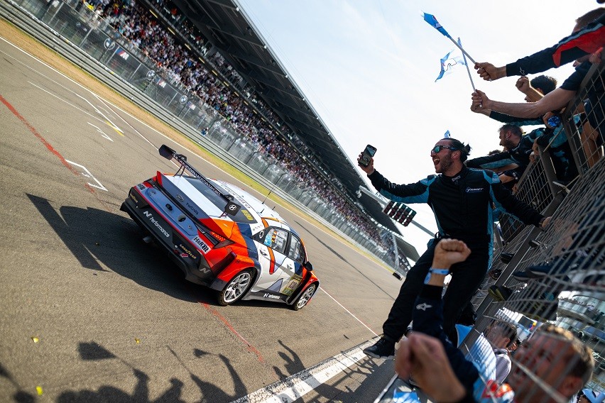 Hyundai Elantra N TCR