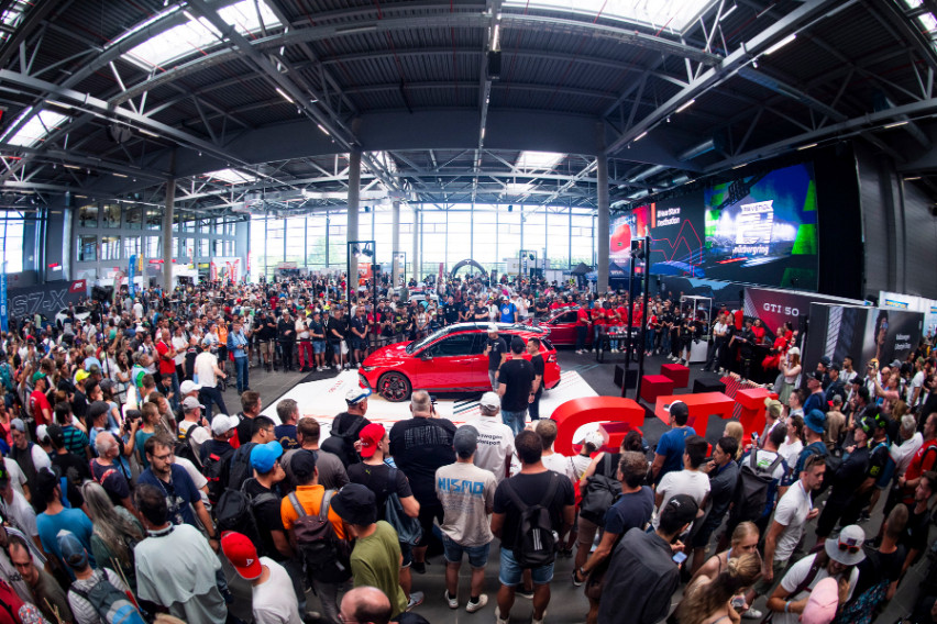 Volkswagen unveils Golf GTI Edition 50