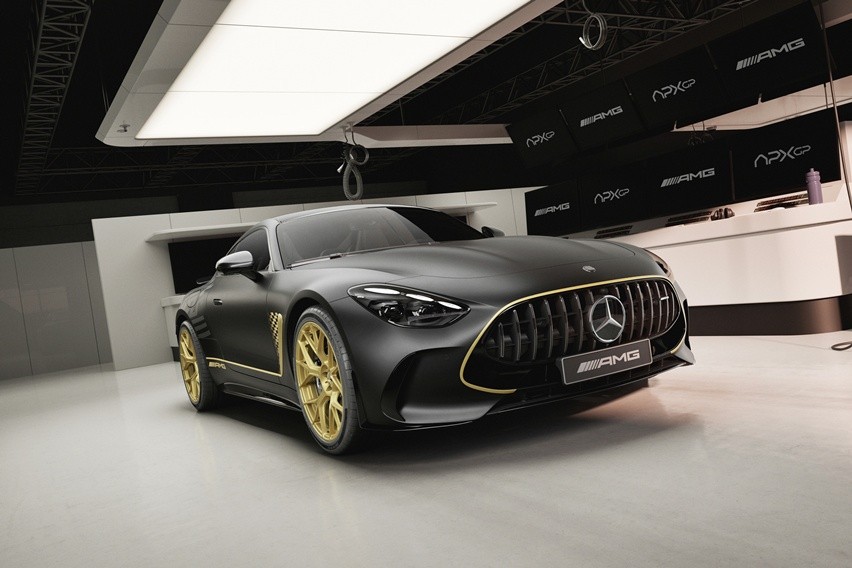 Mercedes-AMG Kenalkan AMG GT 63 4MATIC+ APXGP Edition di Film F1