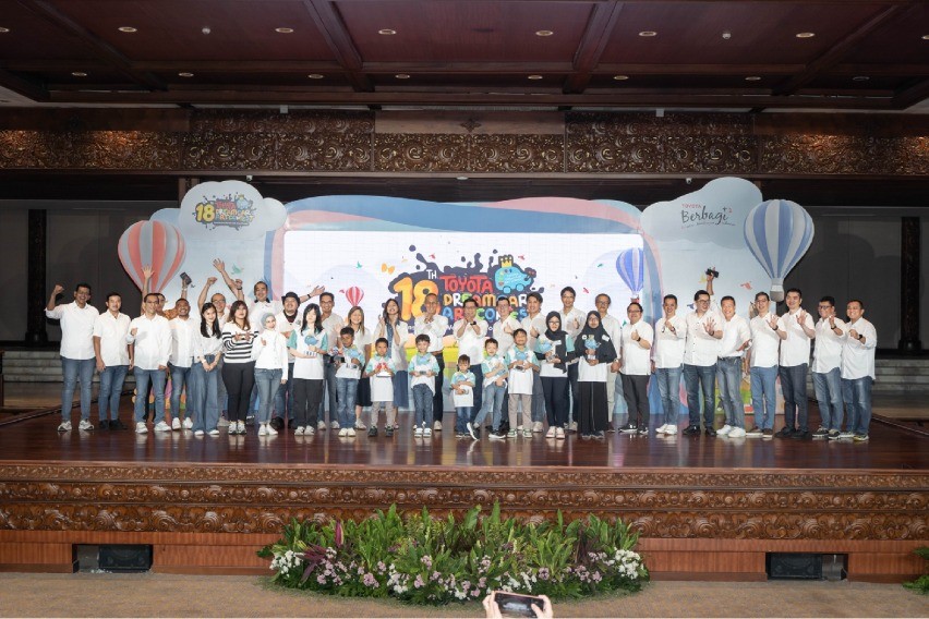 Pemenang Toyota Dream Car Art Contest 18 Diumumkan, Siap Harumkan Nama Indonesia di Tingkat Global Pemenang Toyota Dream Car Art Contest 18 Diumumkan, Siap Harumkan Nama Indonesia di Tingkat Global