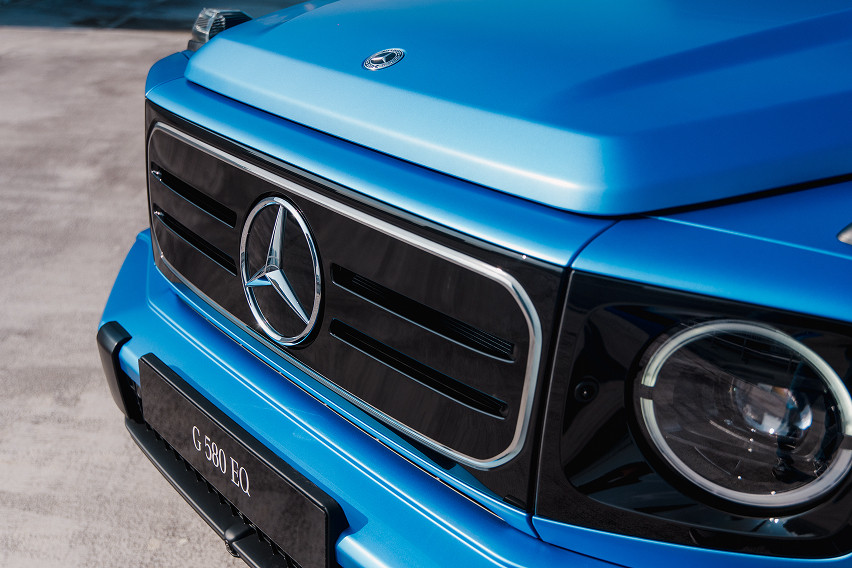 2025 Mercedes-Benz G580 front