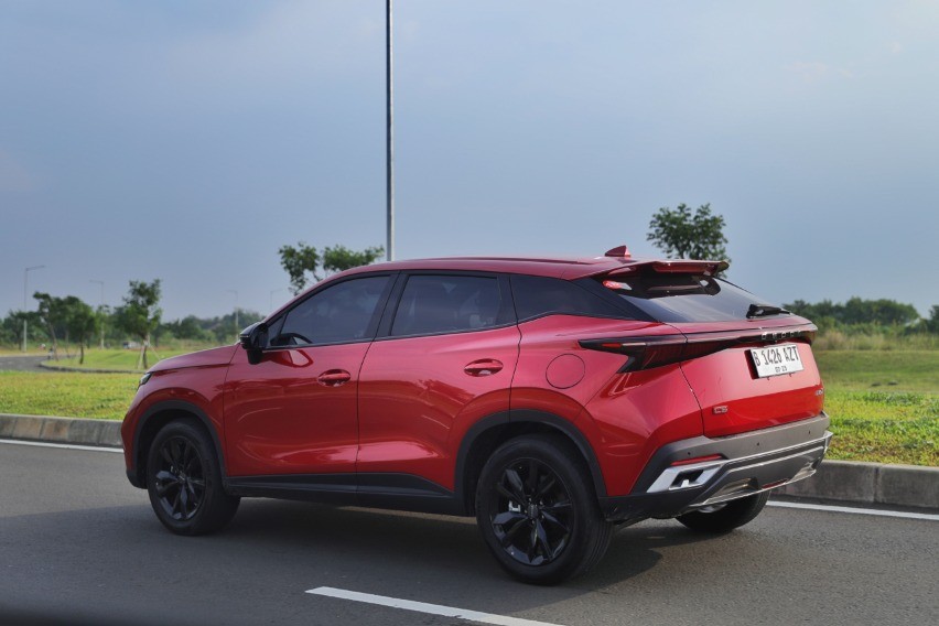Chery C5 eksterior samping
