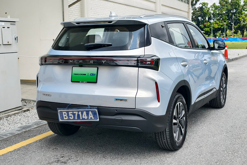 Chery Tiggo Cross Hybrid rear view