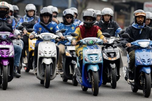 Yamaha Mio: Sang Legenda yang Tak Pernah Padam dan Kembali Berjaya di Tengah Gempuran Skutik modern Yamaha Mio: Sang Legenda yang Tak Pernah Padam dan Kembali Berjaya di Tengah Gempuran Skutik modern
