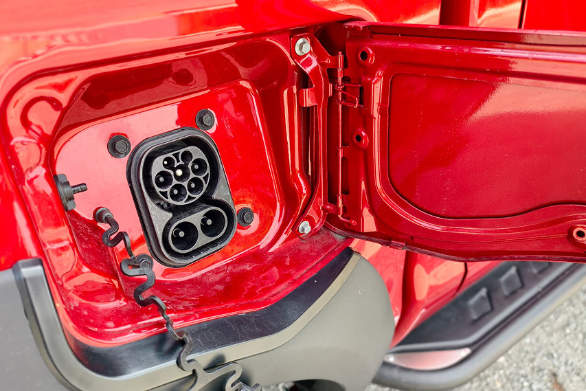 JAC T9 EV charging port view