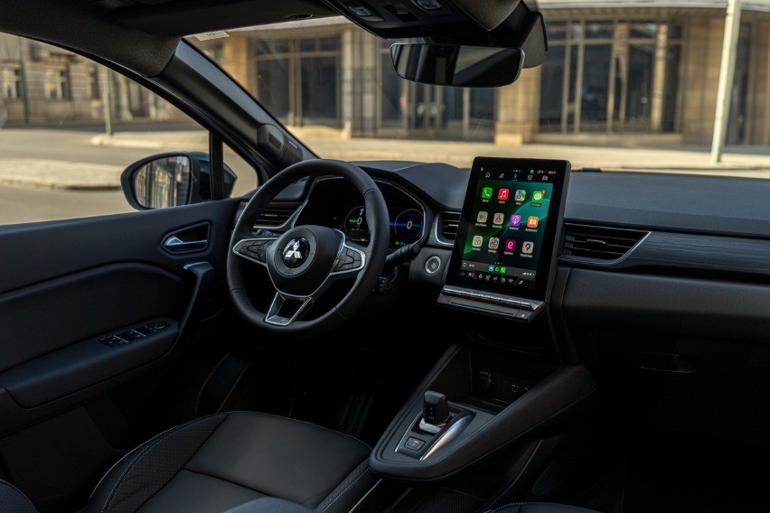 interior Mitsubishi Grandis 2025