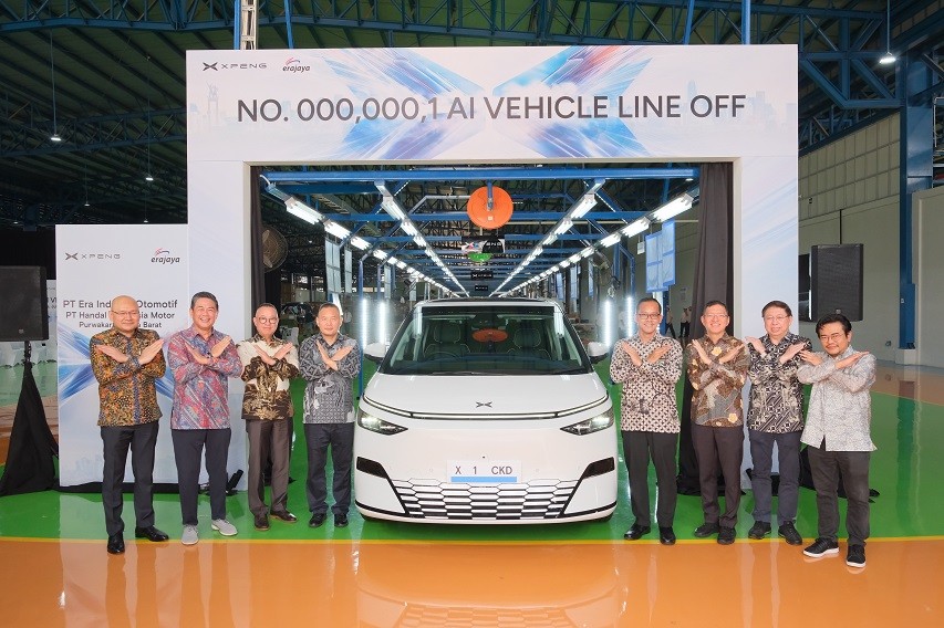 Xpeng X9 rakitan lokal