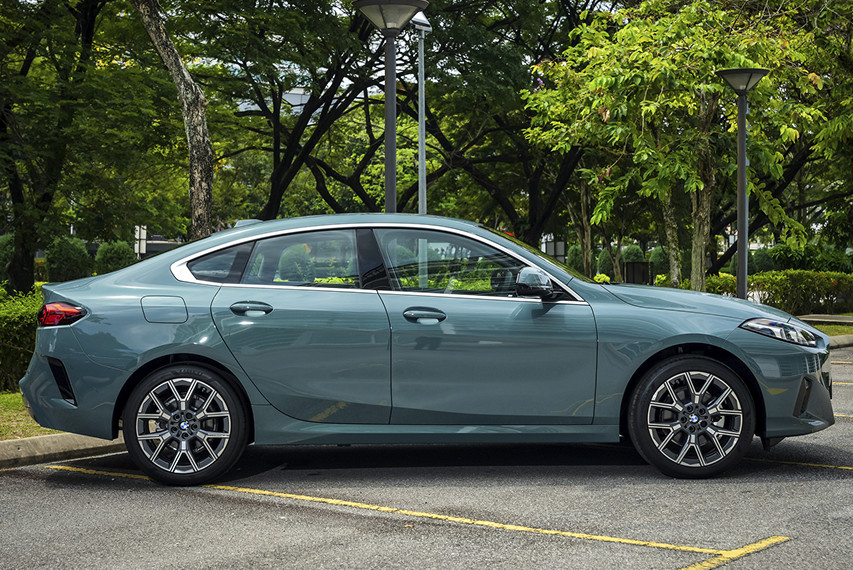 BMW 218i side profile view