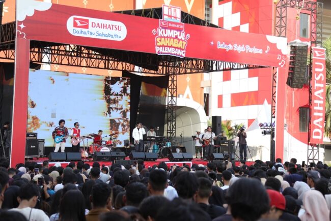 2025/07/band-D’Masiv-di-Daihatsu-Kumpul-Sahabat-Palembang-2025-DKS-1.jpg