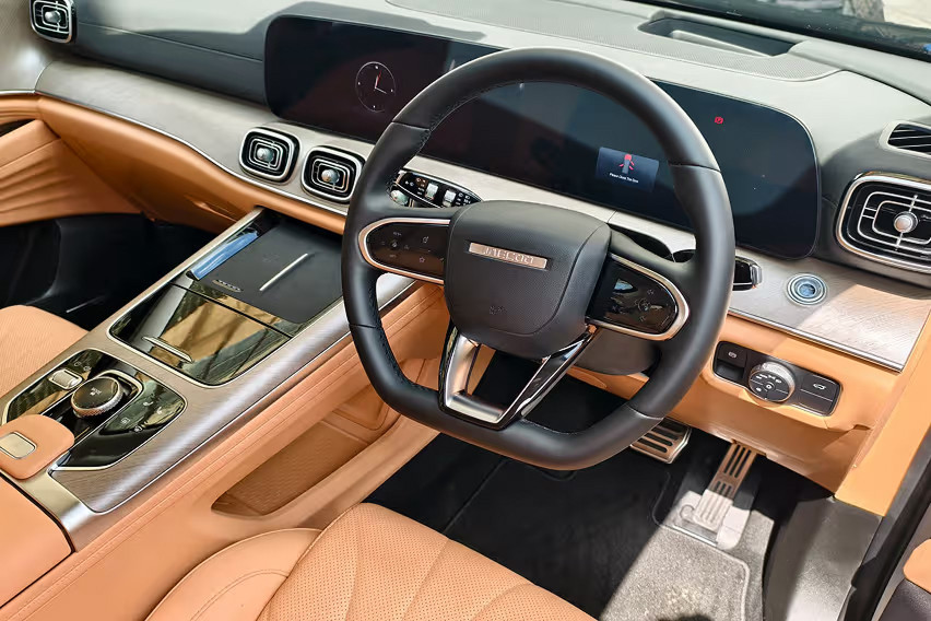 Jaecoo J8 interior dashboard