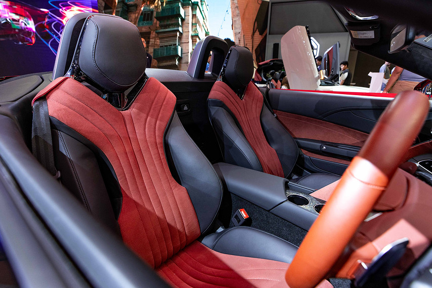 MG Cyberster RWD seats view