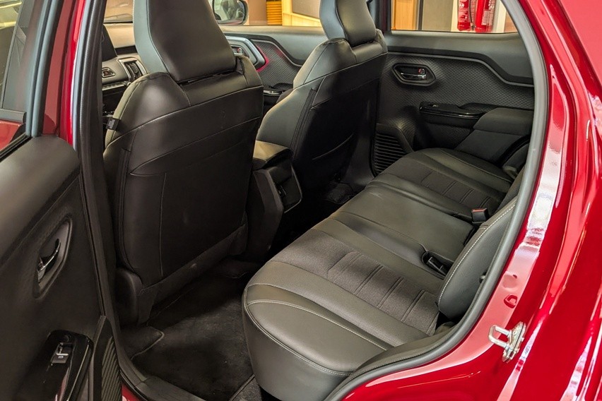 interior Toyota Urban Cruiser