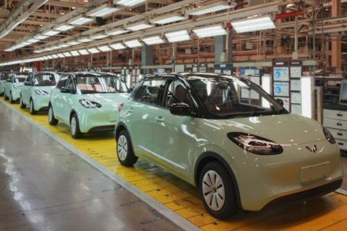 Ekspor Wuling Tumbuh Positif pada Tahun 2025, Kirim 2.411 Unit ke 16 Negara