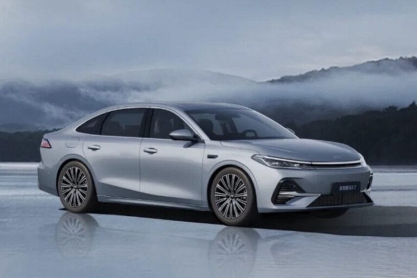 Geely Galaxy A7 PHEV launched in China – Slick, long-range hybrid sedan, perfect Proton Perdana successor?