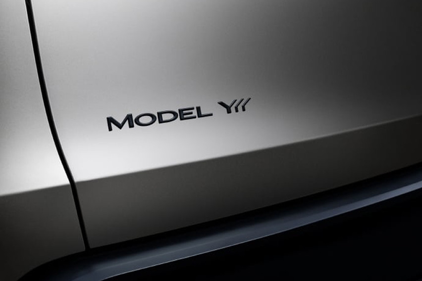 Tesla Model Y L