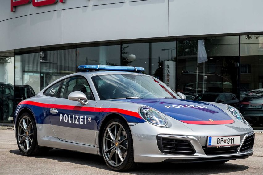 Porsche 911 police