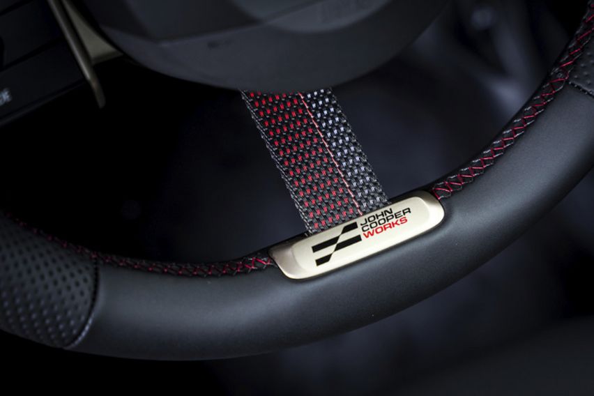 MINI JCW steering wheel view