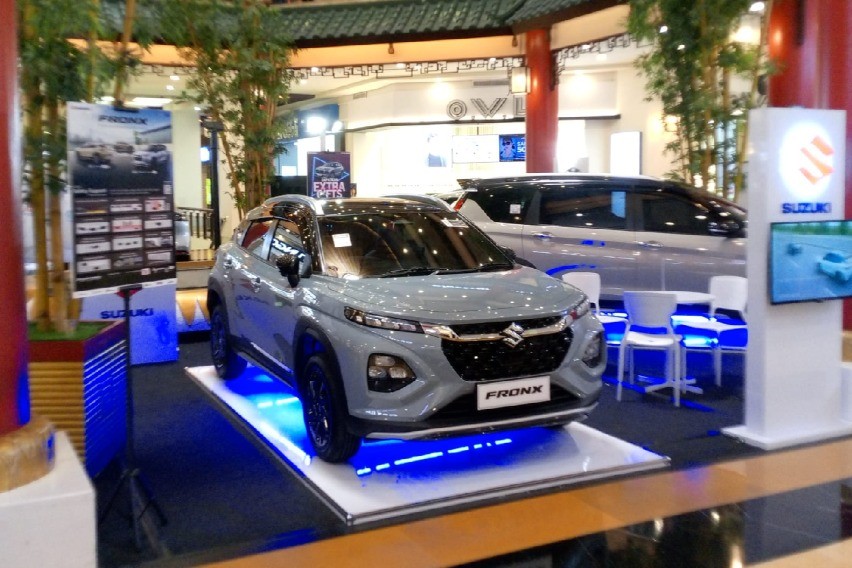 Suzuki Fronx dan XL7 Tampil di Oto Mall Exhibition Mall Artha Gading