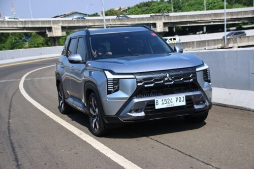 Mitsubishi Destinator Laris Manis, Harga Terbaru Ada Penyesuaian Mitsubishi Destinator Laris Manis, Harga Terbaru Ada Penyesuaian