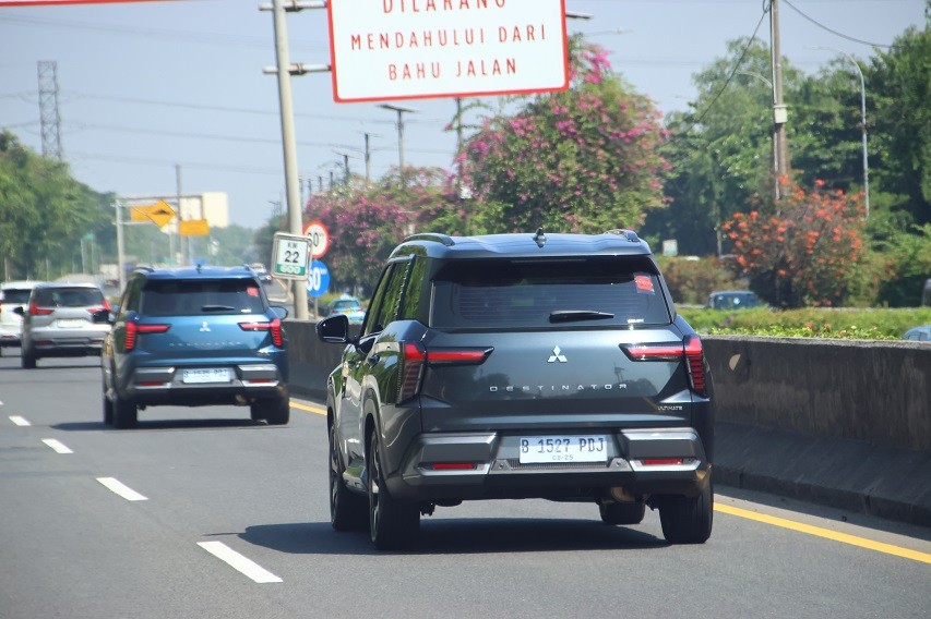 Mitsubishi Destinator test drive