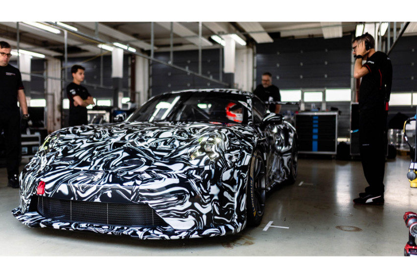 New Porsche 911 Cup Car