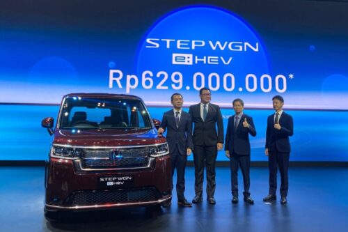 Honda Step WGN e:HEV Resmi Dijual dengan Harga Rp629 Juta