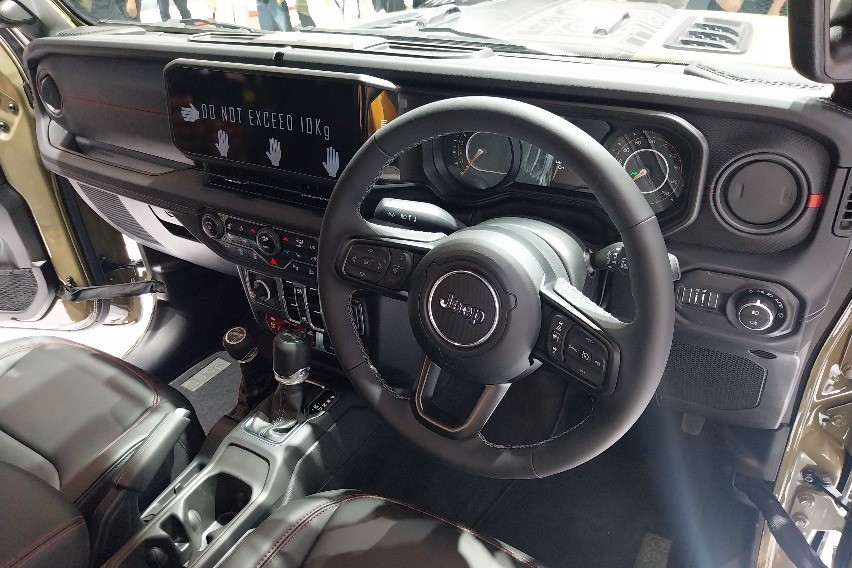 Interior Jeep Wrangler Willys Edition
