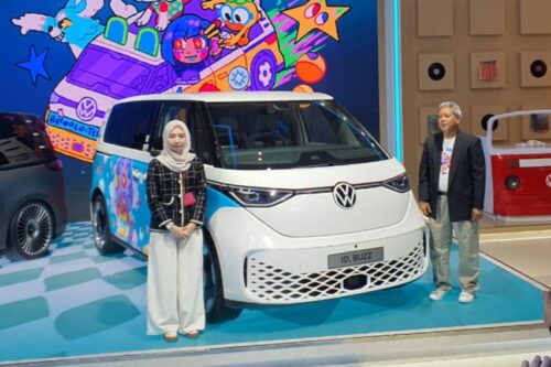 Volkswagen Menampilkan ID.Buzz dalam Format Personalisasi Unik di GIIAS 2025 Volkswagen Menampilkan ID.Buzz dalam Format Personalisasi Unik di GIIAS 2025