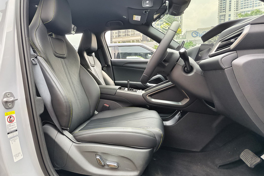 BYD Atto 2 front seats